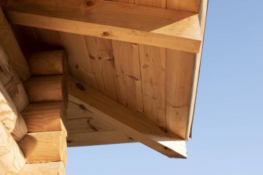 Yeni bir kereste çerçevesinin bir parçası