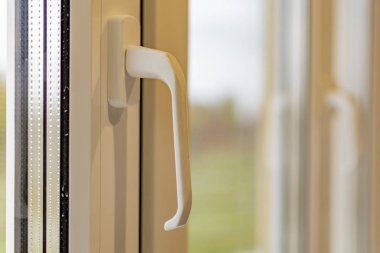 Pencere için metal sapı parçası