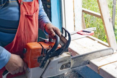 Windows kurulurken elektrikli testere ile çalış