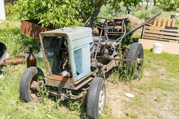 Image Vieux Tracteur Rouillé — Photo