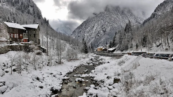 Zimní krajina v Alpách — Stock fotografie