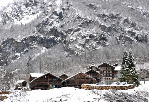 Зимний пейзаж в Альпах — стоковое фото