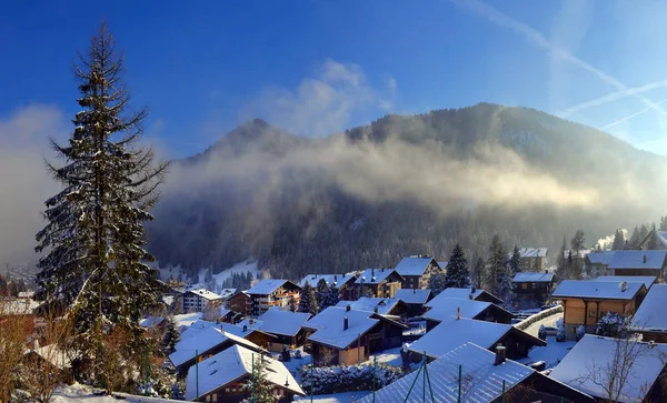 Vinter Alpine landskab på landet - Stock-foto