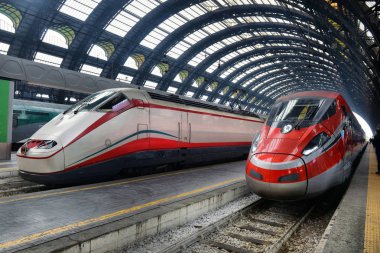 yüksek hızlı tren tren istasyonunda