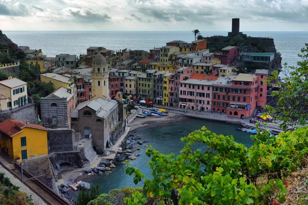 Luchtfoto van Vernazza Hengelsport, Cinque Terre National Park, Li — Stockfoto