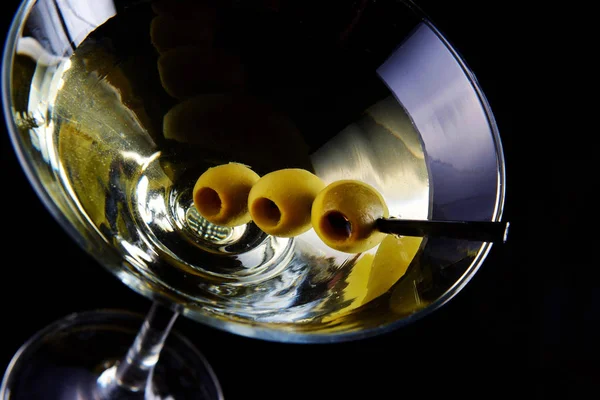 Martini med Oliver — Stockfoto