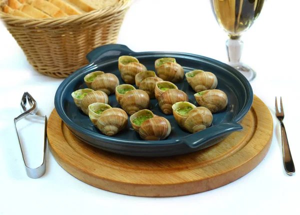 Escargots de raisins cuits au beurre et aux épices — Photo