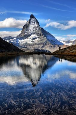 Riffelsee Gölü Zermatt Canton, Vala içinde MT Matterhorn yansıyan