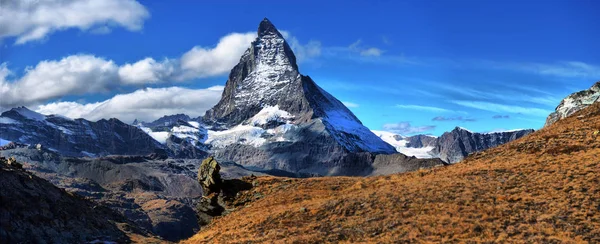 Fantastisk utsikt över bergskedjan panorama nära Matterhorn — Stockfoto