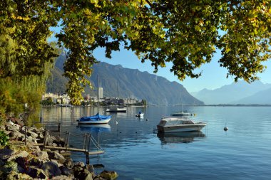 Cenevre Gölü ve Alpler İsviçre Montreux görünümü 