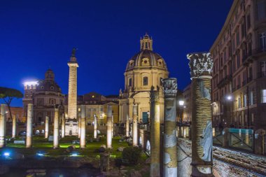 Roma Forumu Gece Harabeleri. Antik Hükümet Binaları 