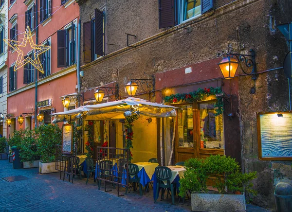 Beautiful Italian street of a small old provincial town — Stock Photo, Image