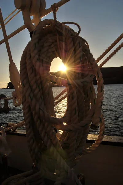 Pr-do-sol abordo de um veleiro — Foto de Stock