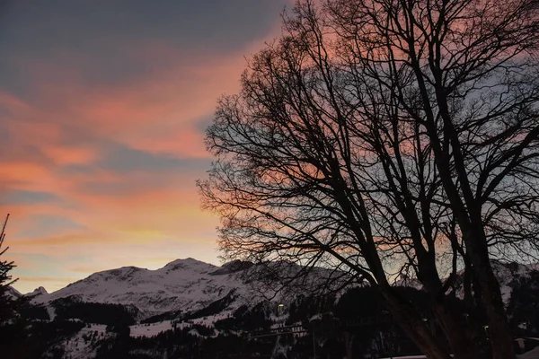 Pôr Sol Cidade Wengen Inverno Suíça Europa — Fotografia de Stock