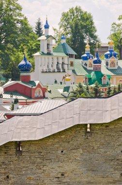 Pskov Pechersky Manastırı, Rusya Federasyonu
