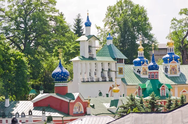 ロシア ・ プスコフ ペチェル スキー修道院 — ストック写真