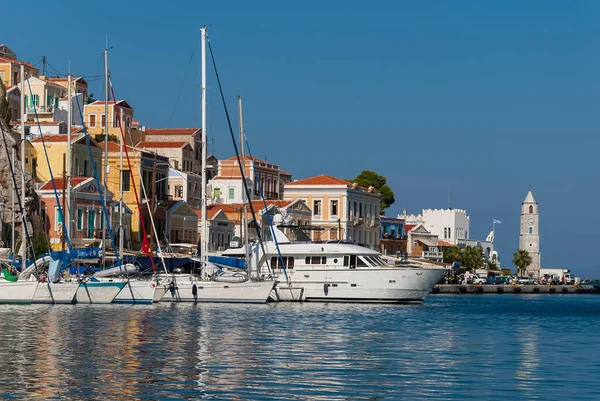 Grekland Symi September 2019 Grekiska Symi Yacht Hamn Vik Symi — Stockfoto