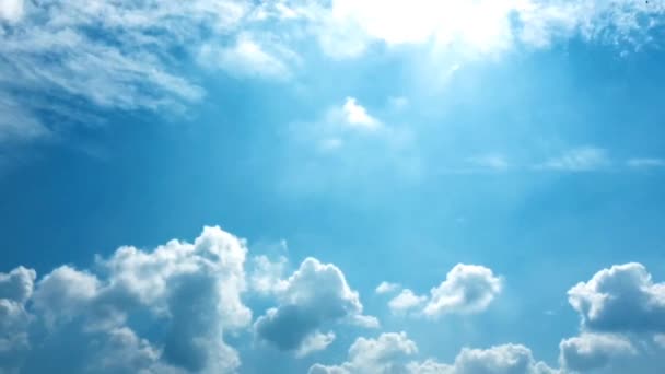 Blauwe hemel. Wolken. — Stockvideo