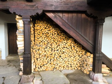 Doku. Arka plan. Tasarım.