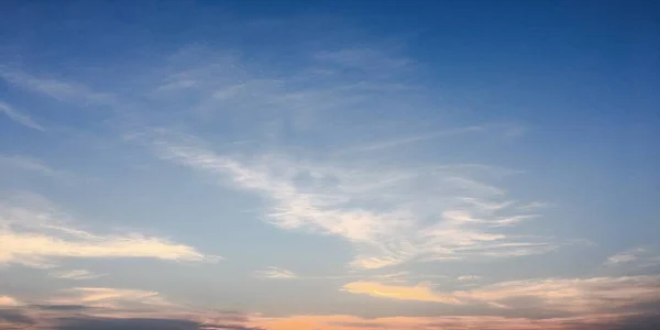 Beautiful blue sky with clouds background.Sky clouds.Sky with clouds weather nature cloud blue.Blue sky with clouds and sun — Stock Photo, Image