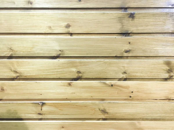 Hellbraun weich lackierte Holz Textur Oberfläche als Hintergrund. Grunge gewaschene Holzplanken Tischmuster von oben. — Stockfoto