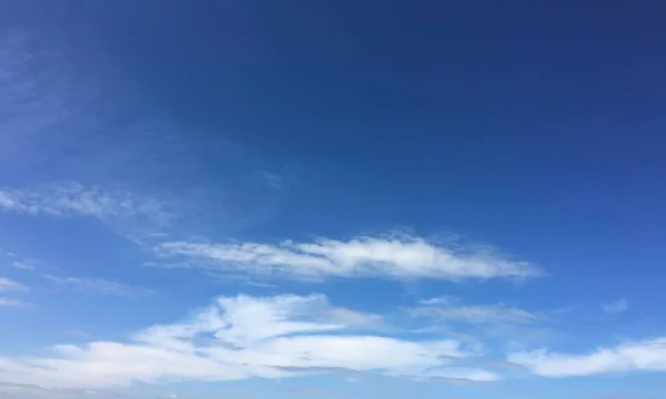 Nuvens Céu Azul Nuvem Azul Céu Fundo — Fotografia de Stock