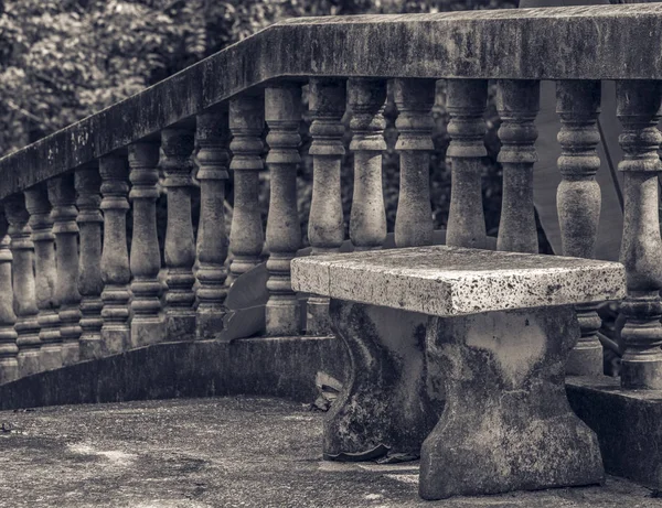 Alte Steintreppe — Stockfoto