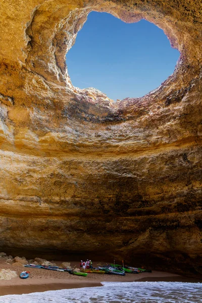 Знаменитая Пещера Бенажиль Алгарве Португалия — стоковое фото