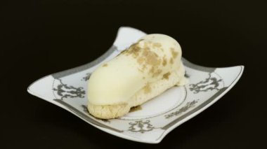 lezzetli muz beyaz çikolatalı kek