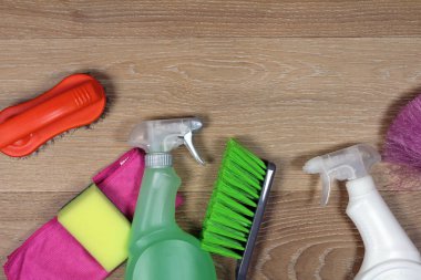 Ev temizlik kavramı. Temizleme ürünleri, çeşitli. 