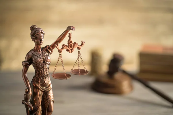 Concepto de Derecho y Justicia. Abogado de mazo de madera de ley, sistema legal, Hummer of Judge —  Fotos de Stock