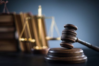 Hukuk ve adalet Tema. Hukuk tahta tokmak avukat, adalet kavramı, hukuk sistemi, Yargıç Hummer