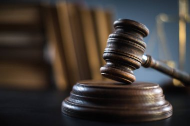 Hukuk ve adalet Tema. Hukuk tahta tokmak avukat, adalet kavramı, hukuk sistemi, Yargıç Hummer