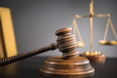 Hukuk ve adalet Tema. Hukuk tahta tokmak avukat, adalet kavramı, hukuk sistemi, Yargıç Hummer