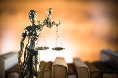 Hukuk ve adalet Tema. Hukuk tahta tokmak avukat, adalet kavramı, hukuk sistemi, Yargıç Hummer