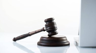 Avukat Danışma hukukun sembolü 