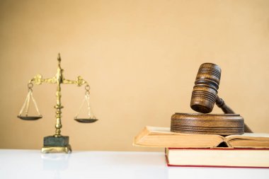 Hukuk ve adalet sembolleri - yasal hukuk kavramı görüntü. 