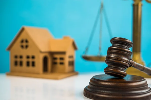 Law symbols in courtroom.. — Stock Photo, Image