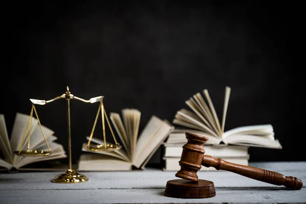 Lag och rättvisa konceptet bild, rättssalen tema — Stockfoto