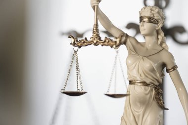 Hukuk Dairesi, avukat. Adalet tanrıçası Themis heykeli yasal model.