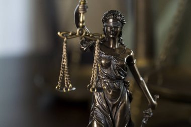 Hukuk Dairesi, avukat. Adalet tanrıçası Themis heykeli yasal model.