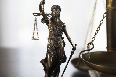 Hukuk Dairesi, avukat. Adalet tanrıçası Themis heykeli yasal model.