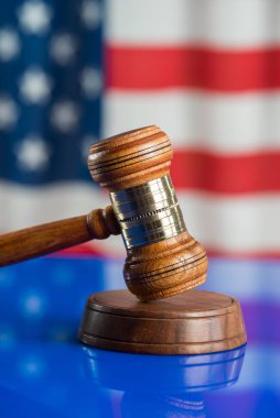 Hukuk ve adalet kavramı. Mahkeme Tema. ABD bayrağı