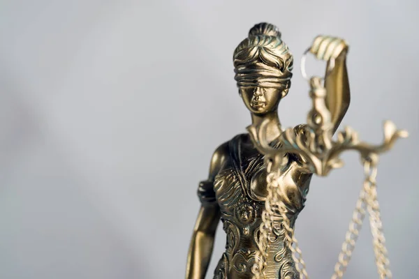Rechtsbegriff Mit Themis Symbol Der Gerechtigkeit — Stockfoto