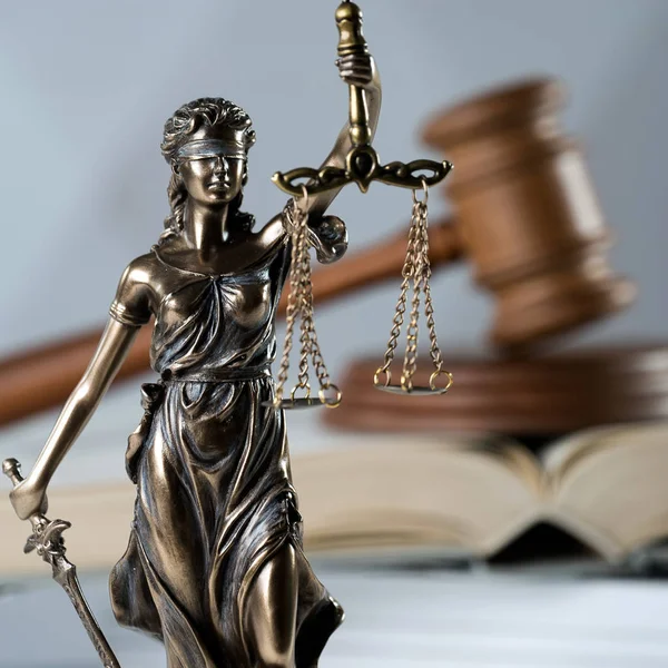 Law Concept Met Themis Symbool Van Justitie — Stockfoto