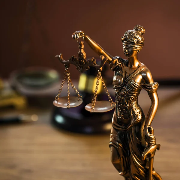 Still Life Law Justice Symbols Wooden Table Background — ストック写真