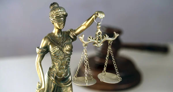 Статуя Правосудия Либрой Судебной Правовой Тематикой — стоковое фото