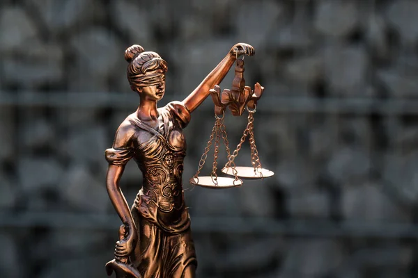 Terazi Mahkeme Hukuk Temalı Adalet Heykeli — Stok fotoğraf