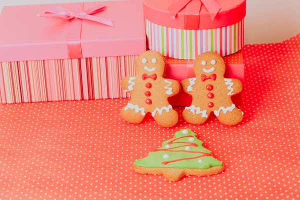 Ev yapımı gingerbread çerezleri, Noel tatili — Stok fotoğraf