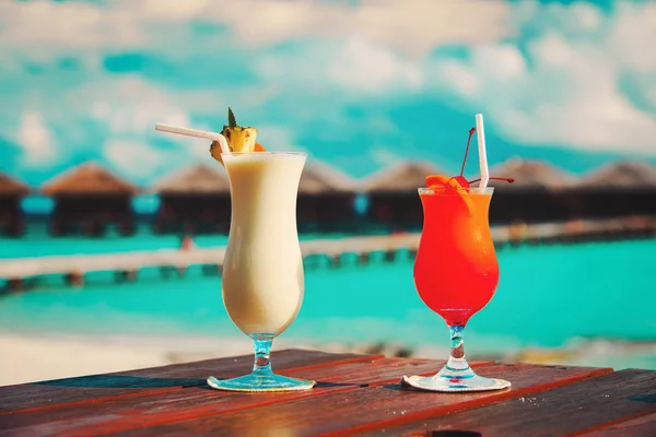 Deux cocktails sur la plage de luxe — Photo
